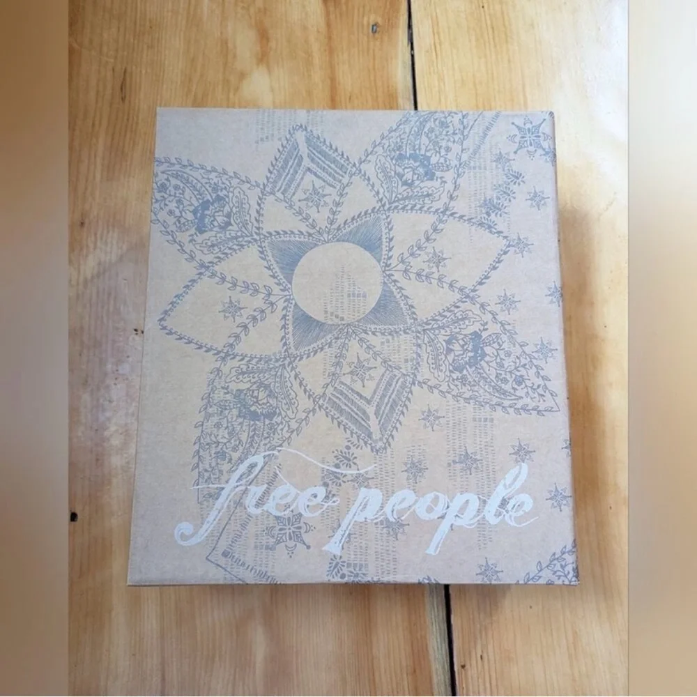 Free People James Cream Heeled Boots - Picture 6 of 11